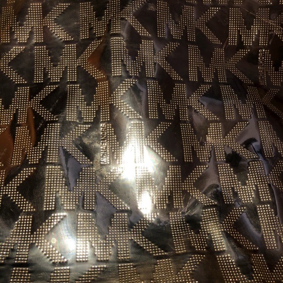 AUTHENTIC⚡️ MICHAEL KORS⚡️REFLECTIVE TOTE - Picture 2 of 5